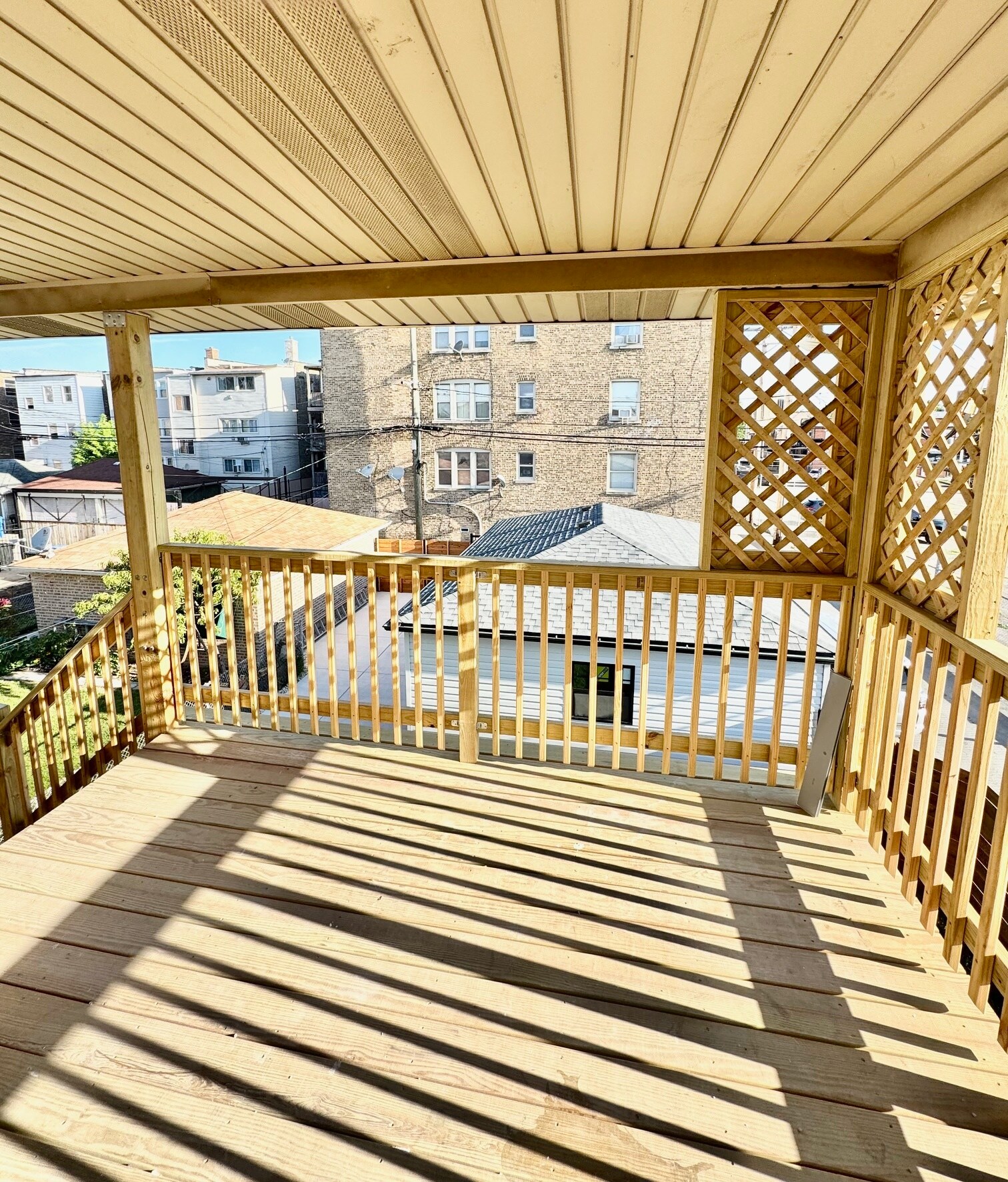 Building Photo - 4816 W Henderson St