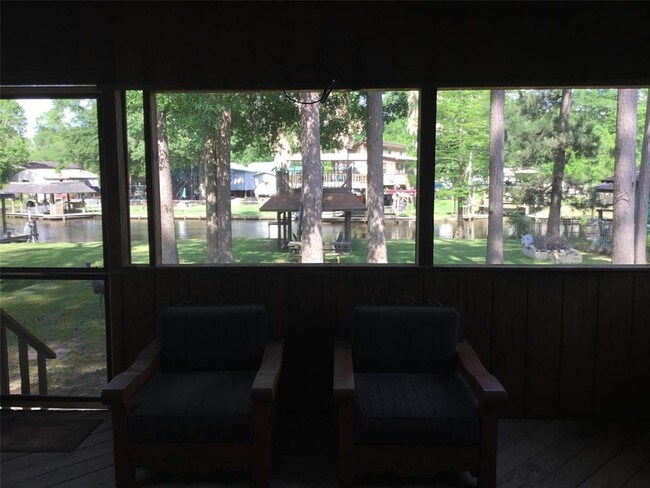 Building Photo - 25802 Beaver Run Dr