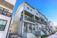 Building Photo - 1273 Zephyr Blvd SE