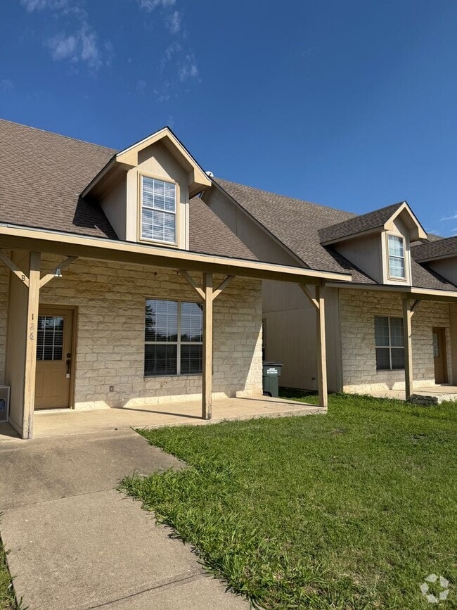 Building Photo - COMING SOON - MID MAY