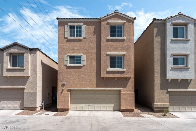 Building Photo - 9164 Enticing Ct
