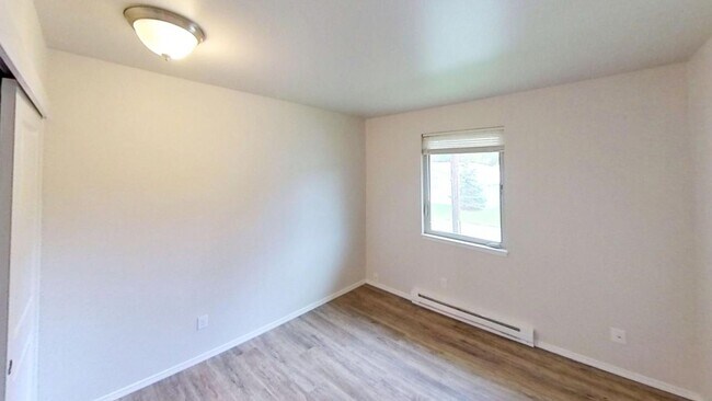 Building Photo - 2319 Wilson Ave