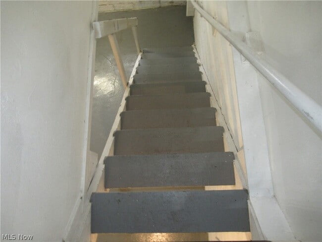 Building Photo - 3636 W 122nd St