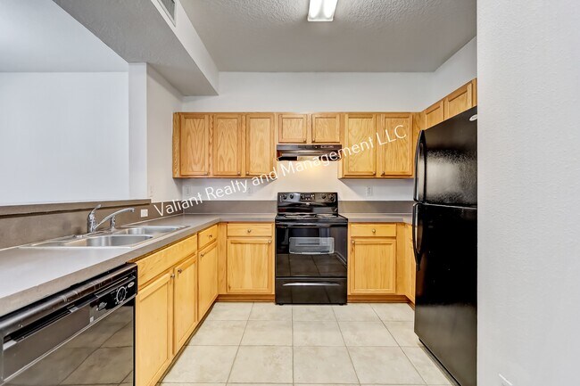 Building Photo - 575 Oakleaf Plantation Pkwy