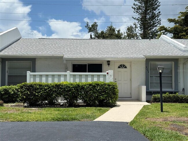 Primary Photo - 4004 36th Ave Dr W