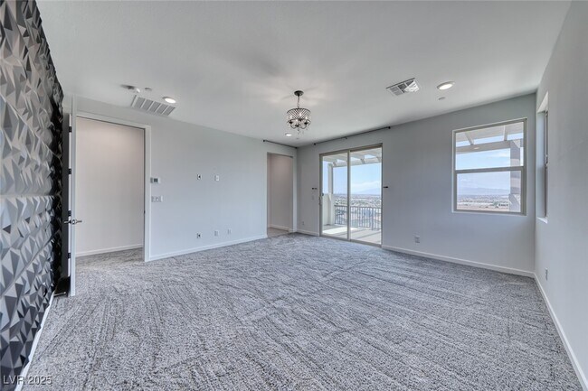 Building Photo - 1038 Delbrook Ave