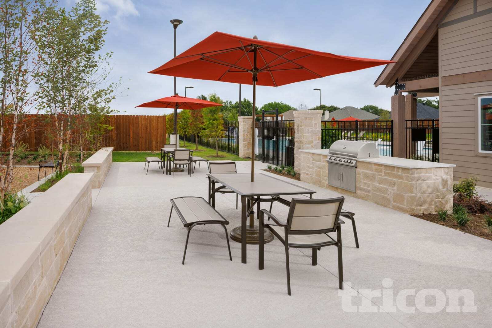 Building Photo - 306 Lincoln Cir