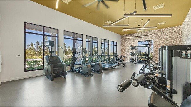 Building Photo - 690 Allora Ave