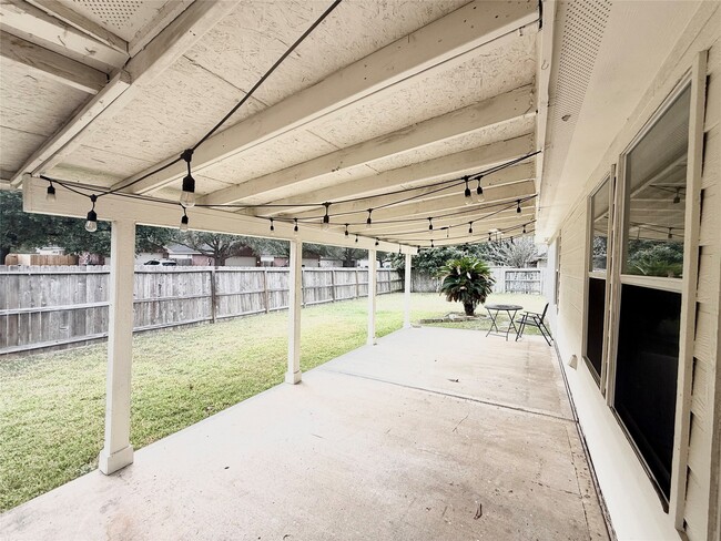 Building Photo - 5714 Onia Ln