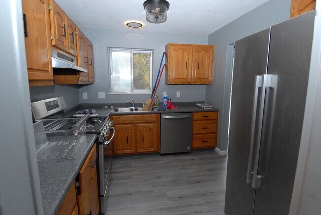 Building Photo - Maryland Heights Area