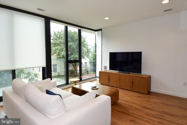 Building Photo - 57 N Street NW Unit UNIT 225