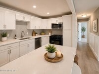 Building Photo - 156 Sussex Pl