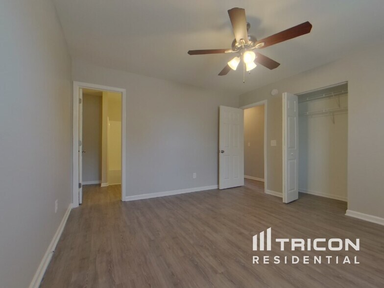 Building Photo - 124 Denby Cir