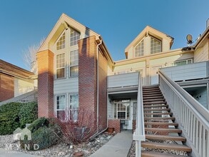 Building Photo - 3030 W Prentice Ave