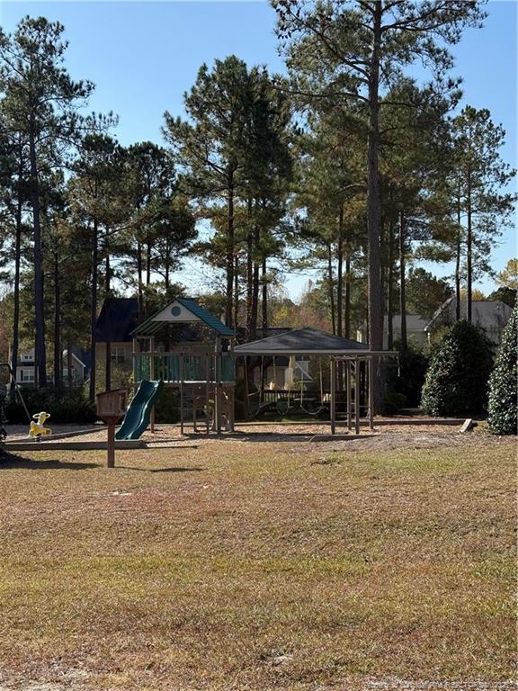 Building Photo - 495 Rolling Pines Dr