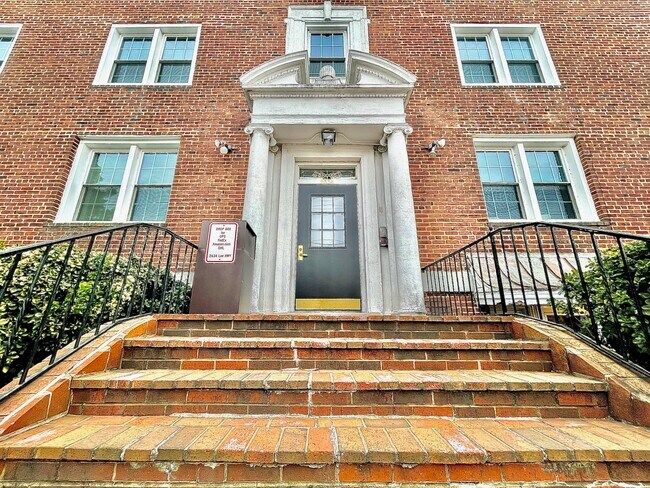Building Photo - 2634 Langston Blvd