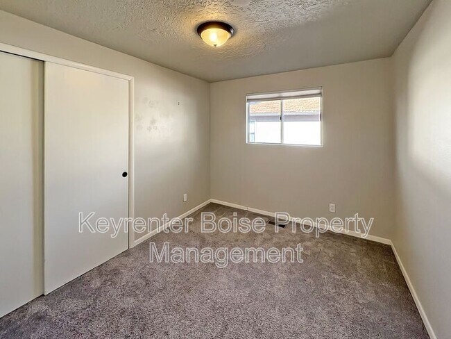 Building Photo - 2238 S Latah St