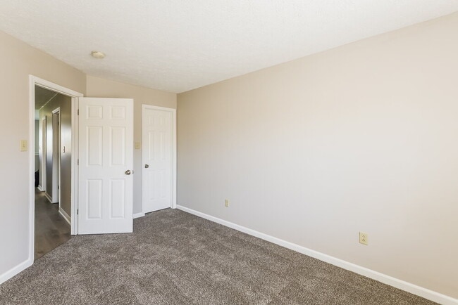 Building Photo - 7051 Laredo Dr