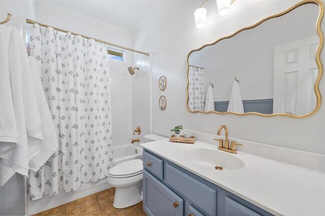 Building Photo - 11817 Lake Stone Dr