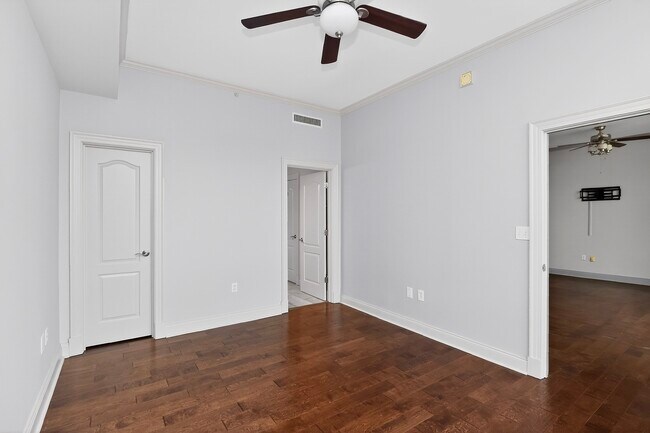 Building Photo - 315 Arlington Ave