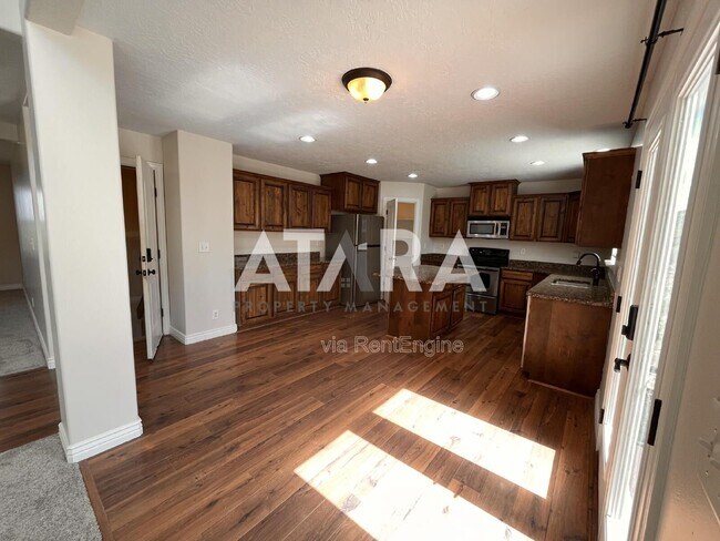 Building Photo - 7845 Ruby Valley Dr
