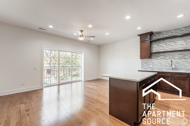 Building Photo - 3329 N Avers Ave