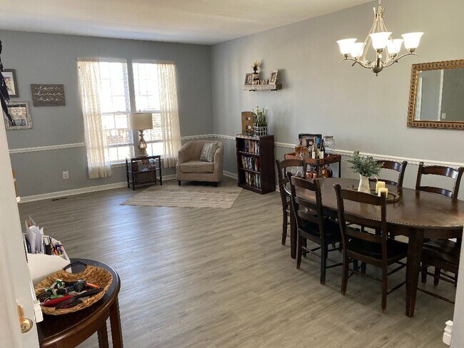 Building Photo - 41889 Precious Square