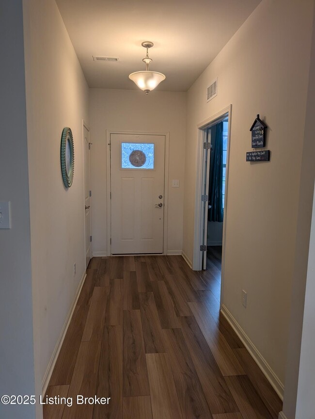 Building Photo - 2861 Hamilton Springs Dr