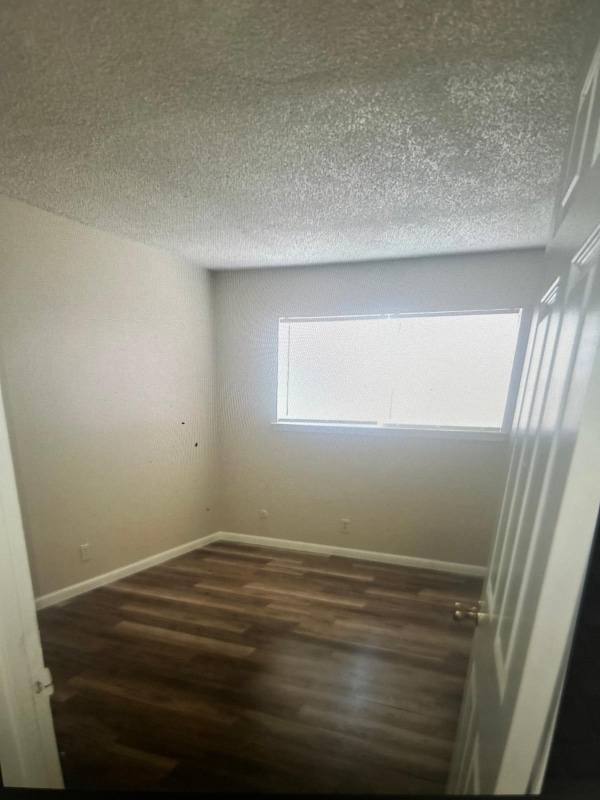 Building Photo - 1321 E San Bruno Ave