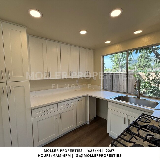 Building Photo - 590 N Laurel Valley Dr