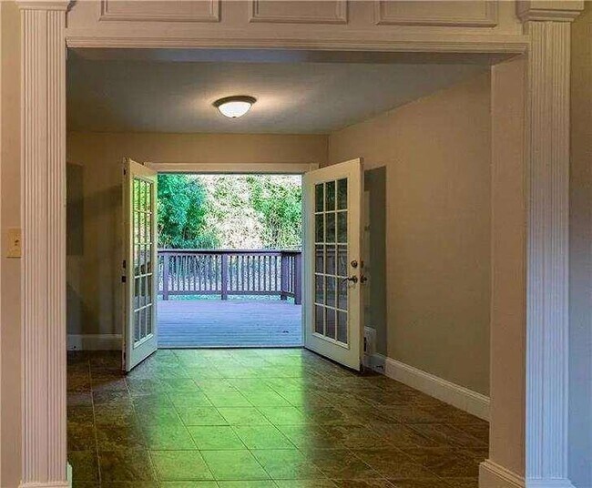 Building Photo - 3562 Bryant Ln