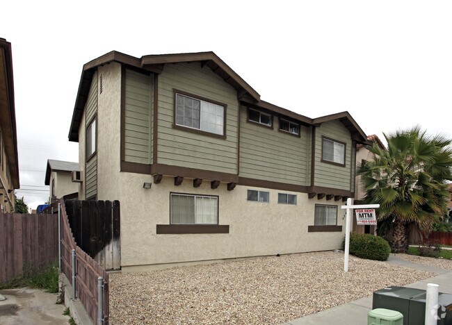 Primary Photo - 4568 Altadena Ave