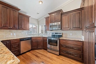 Building Photo - 4 Bedroom Retreat Overlooking Snow Canyon ...