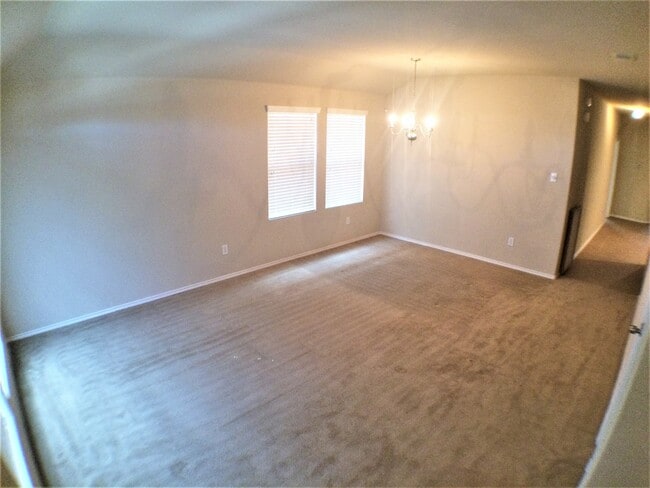 Building Photo - Great 3 Bedroom 2 Bath in Denton!