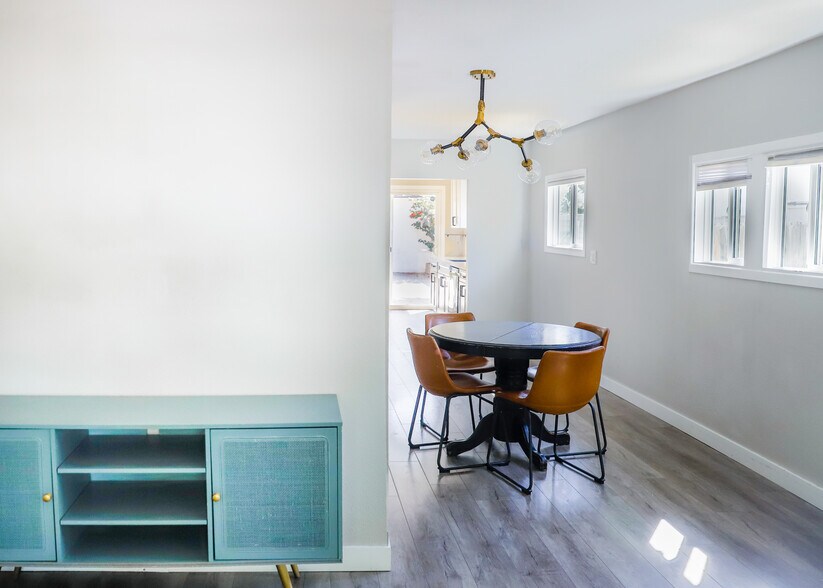 Building Photo - 1130 Wesley Ave