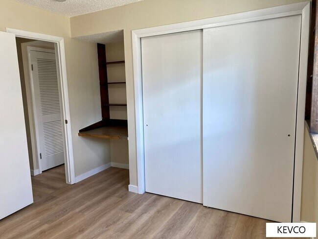 Building Photo - Sprawling Four Bedroom Home