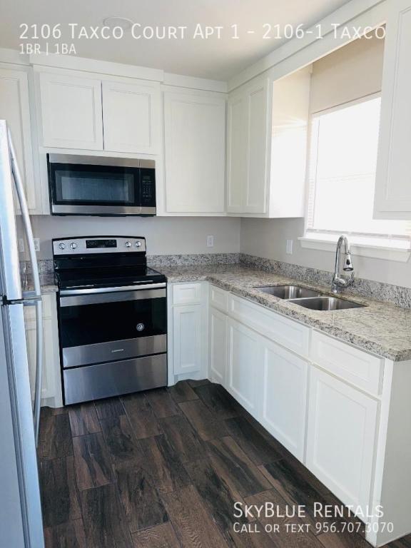 Building Photo - 2106 Taxco Ct