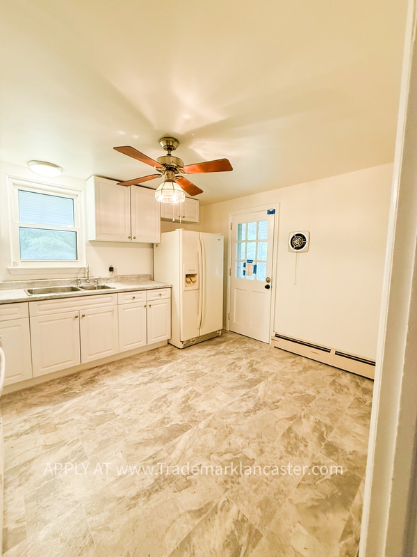 Building Photo - 738 Irwin Ct