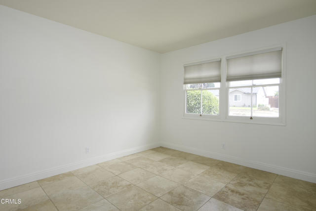 Building Photo - 359 Burl Ave
