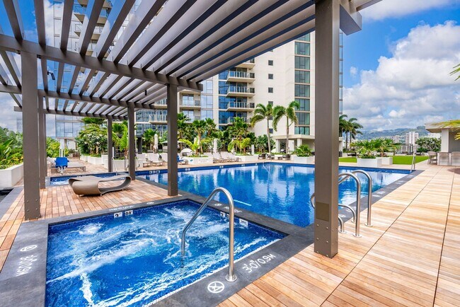 Building Photo - Sky Ala Moana (West) #3001 - Fully furnished 2 BR/2 BA/2 parking
