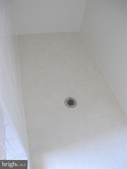 Building Photo - 43 Lee St