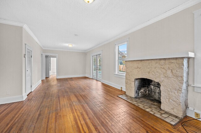Building Photo - 507 N J St