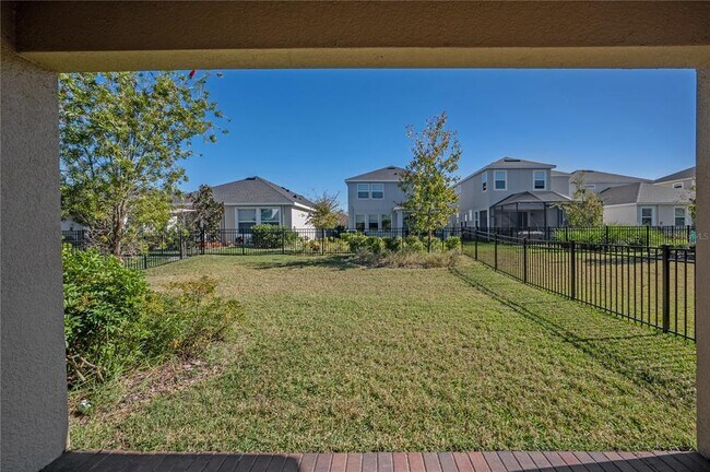 Building Photo - 7212 Paradiso Dr