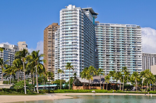 Building Photo - ILIKAI 1430 -Prime Living in Waikiki -