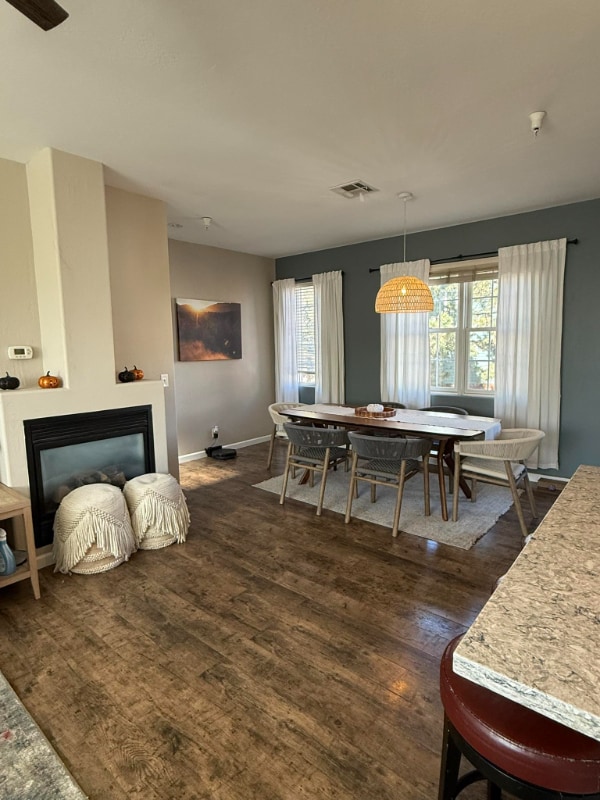 Building Photo - 2423 W Silverton Dr