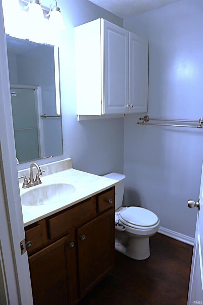 Building Photo - 3900 Bronson Ln