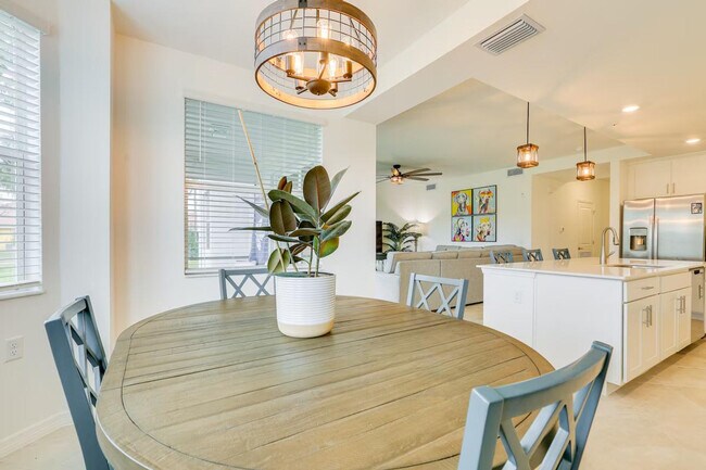 Building Photo - 18461 Copperhead Dr