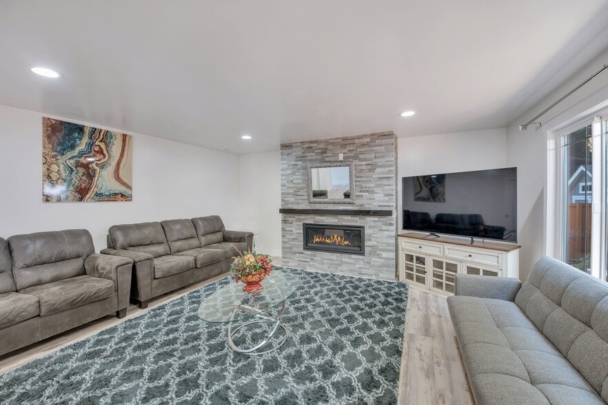 Building Photo - 21439 129th Pl SE