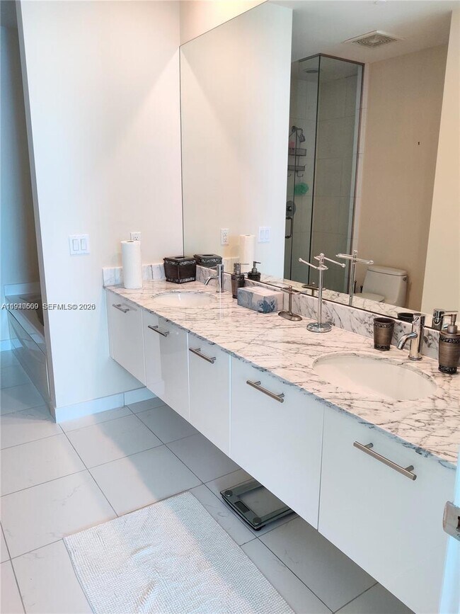 Building Photo - 55 SE 6th St