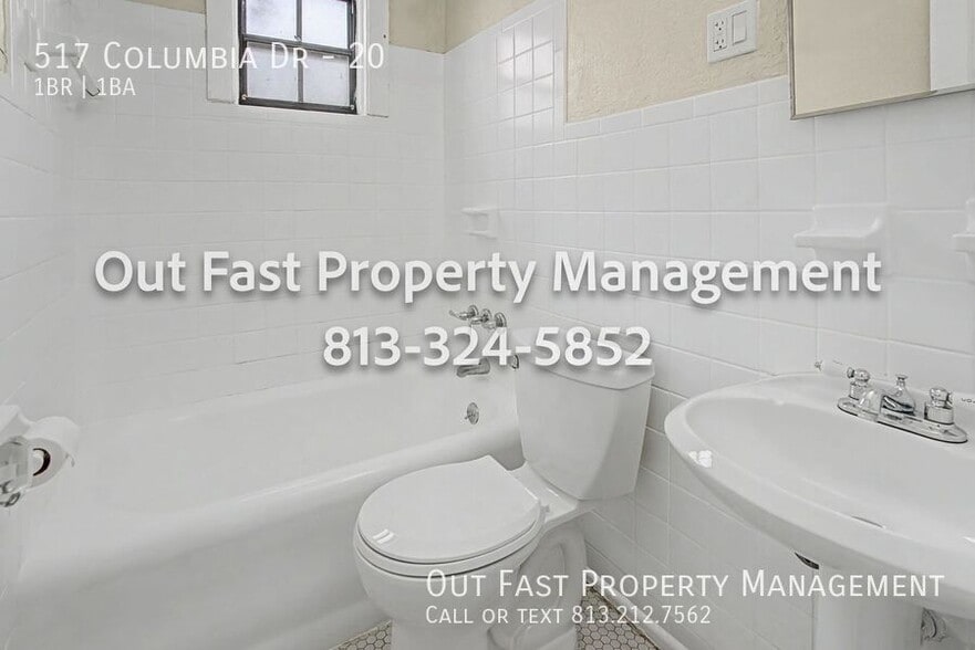 Building Photo - 517 Columbia Dr